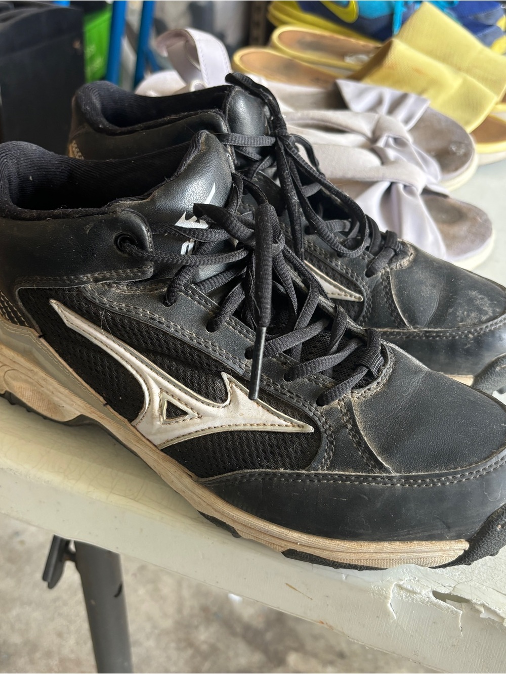 Mizuno Black Turf Cleats